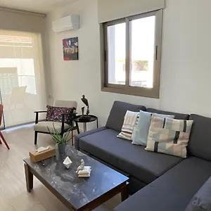 Le Voyageur Apartment Larnaca